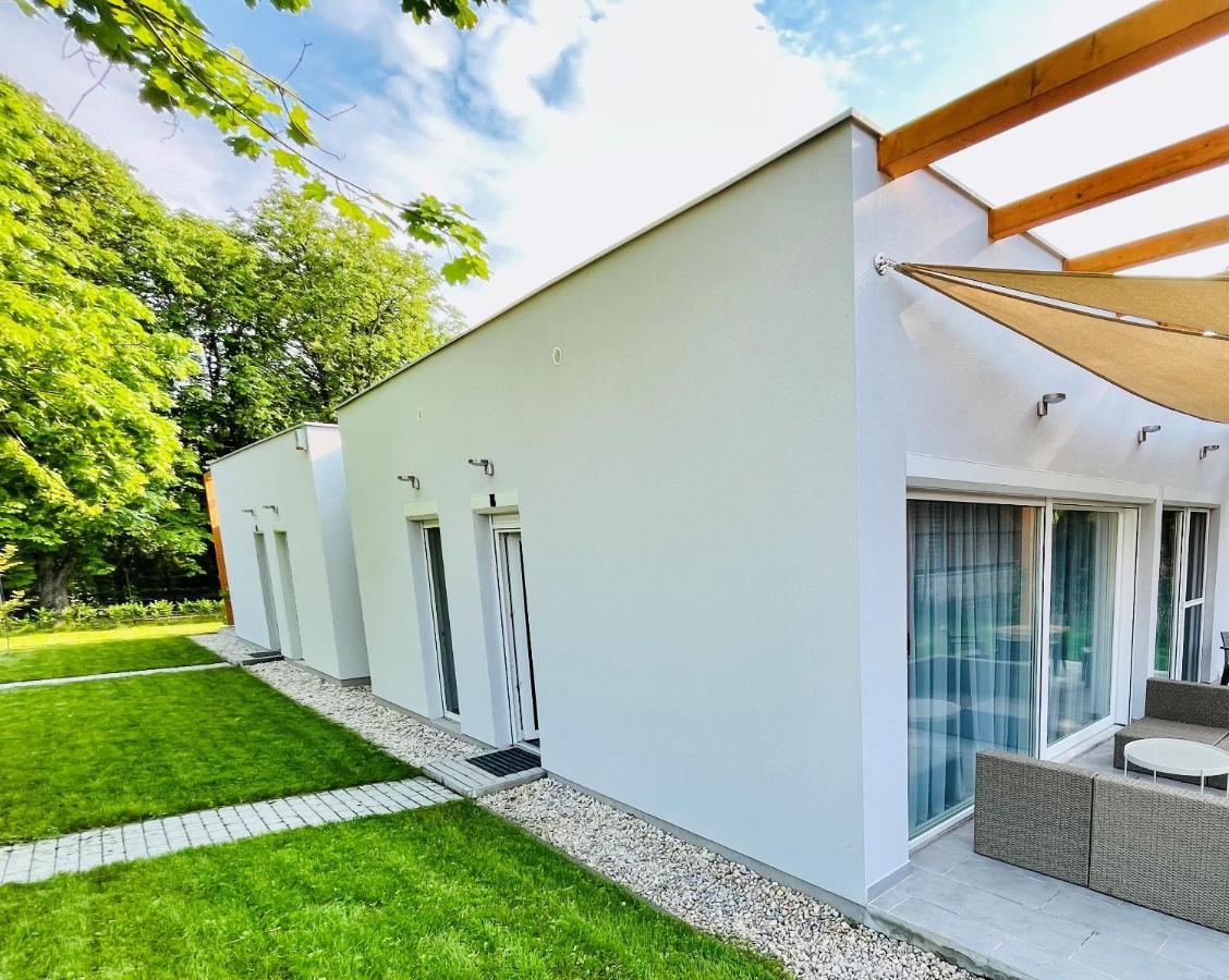 Aranygesztenye Apartmanház Balatonudvari Exterior foto